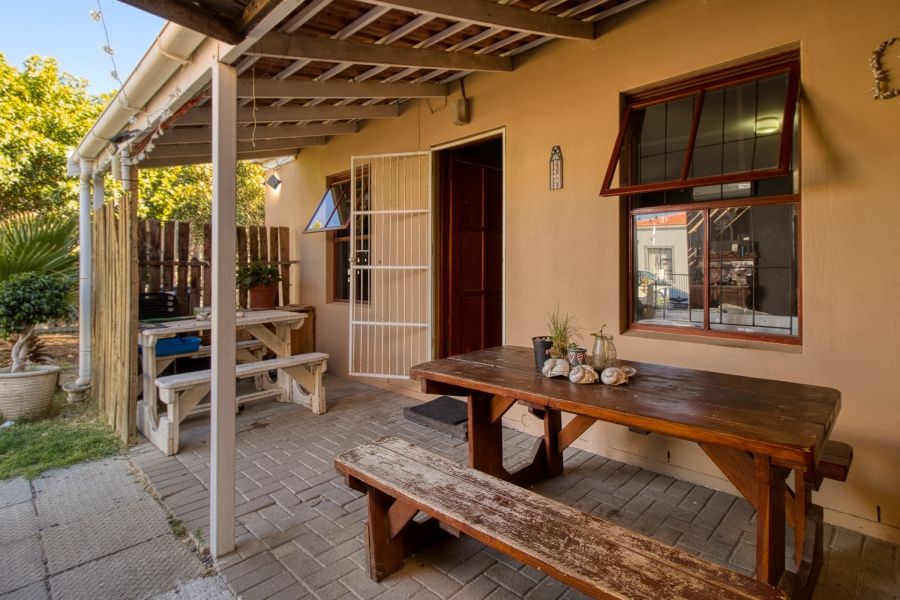 2 Bedroom Property for Sale in Fairview Golf Estate Western Cape